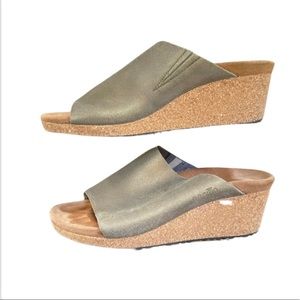 Lightly worn Birkenstock Namica by Papillio